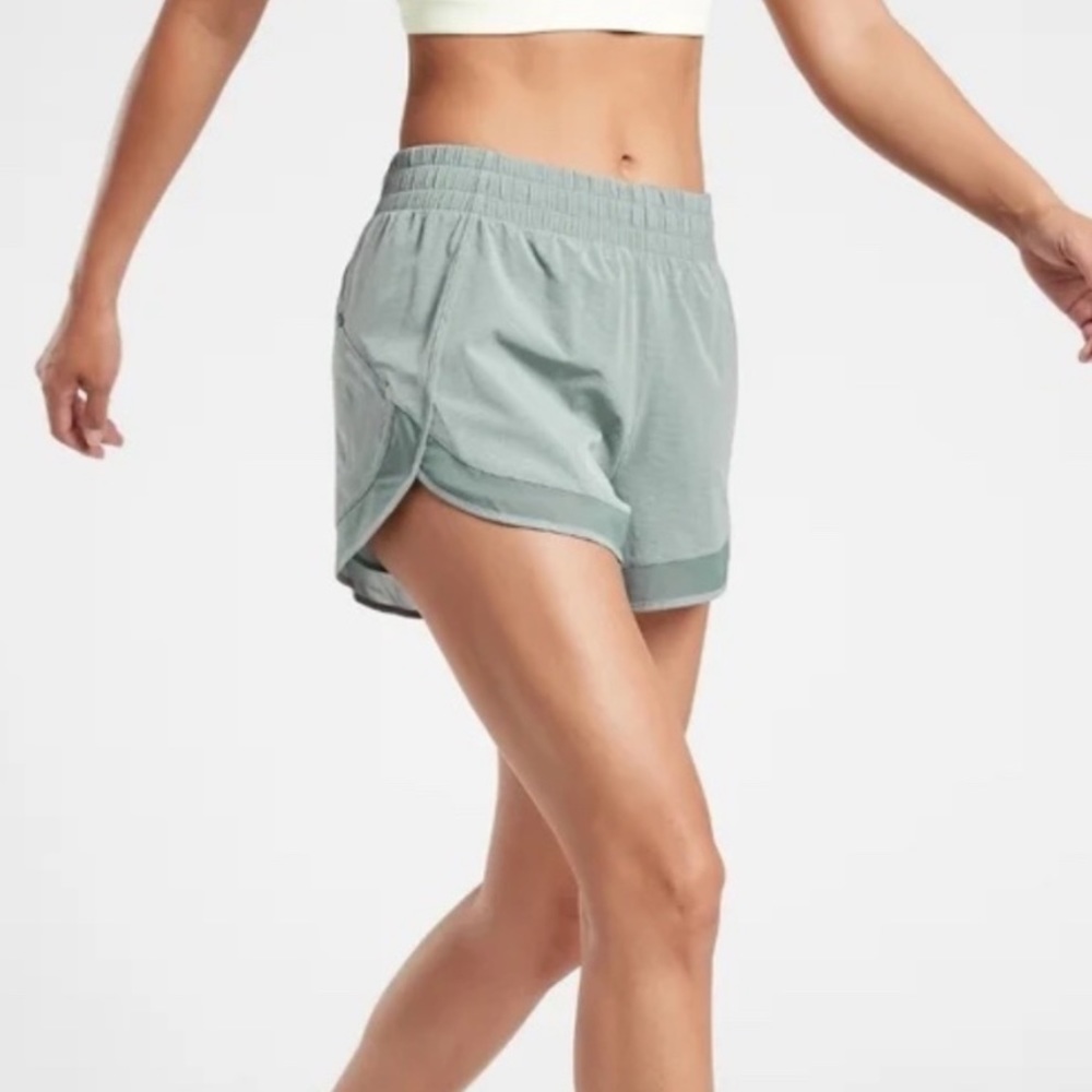 Athleta Mesh Racer Run 4 Inch Shorts